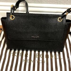 EUC Henri Bendel Crossbody and card holder